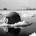 Starker Eisgang mit Schwimmboje, 1956