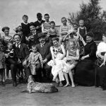 Gruppenbild am Badestrand 1932